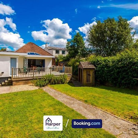 Spacious Detached Bungalow By Harperletting Short Lets & Serviced Accommodation Buckely With Pool Table & Driveway Buckley Zewnętrze zdjęcie