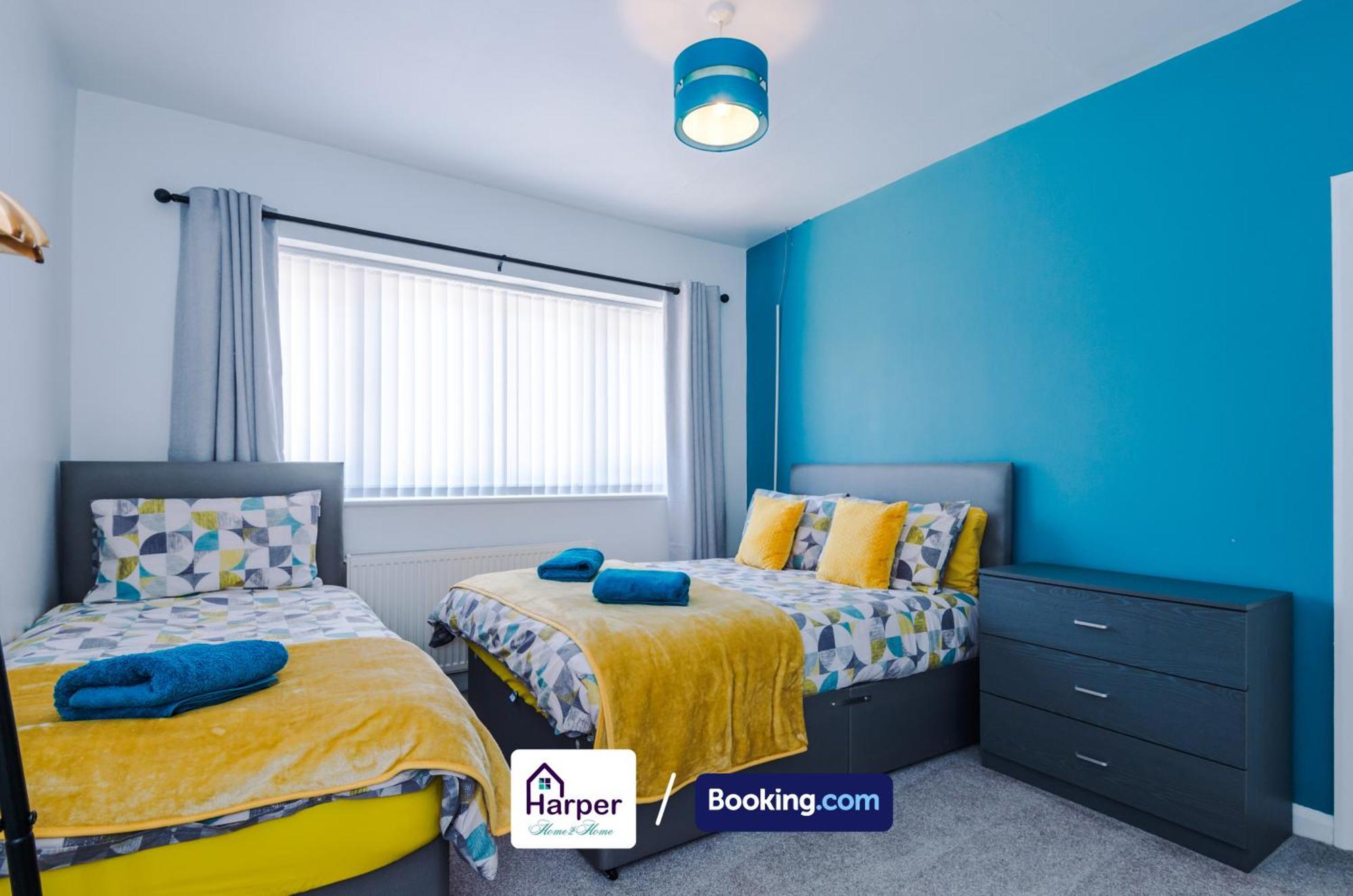Spacious Detached Bungalow By Harperletting Short Lets & Serviced Accommodation Buckely With Pool Table & Driveway Buckley Zewnętrze zdjęcie